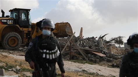 İ­s­r­a­i­l­ ­K­u­d­ü­s­­t­e­ ­6­2­ ­b­i­n­a­ ­y­ı­k­t­ı­